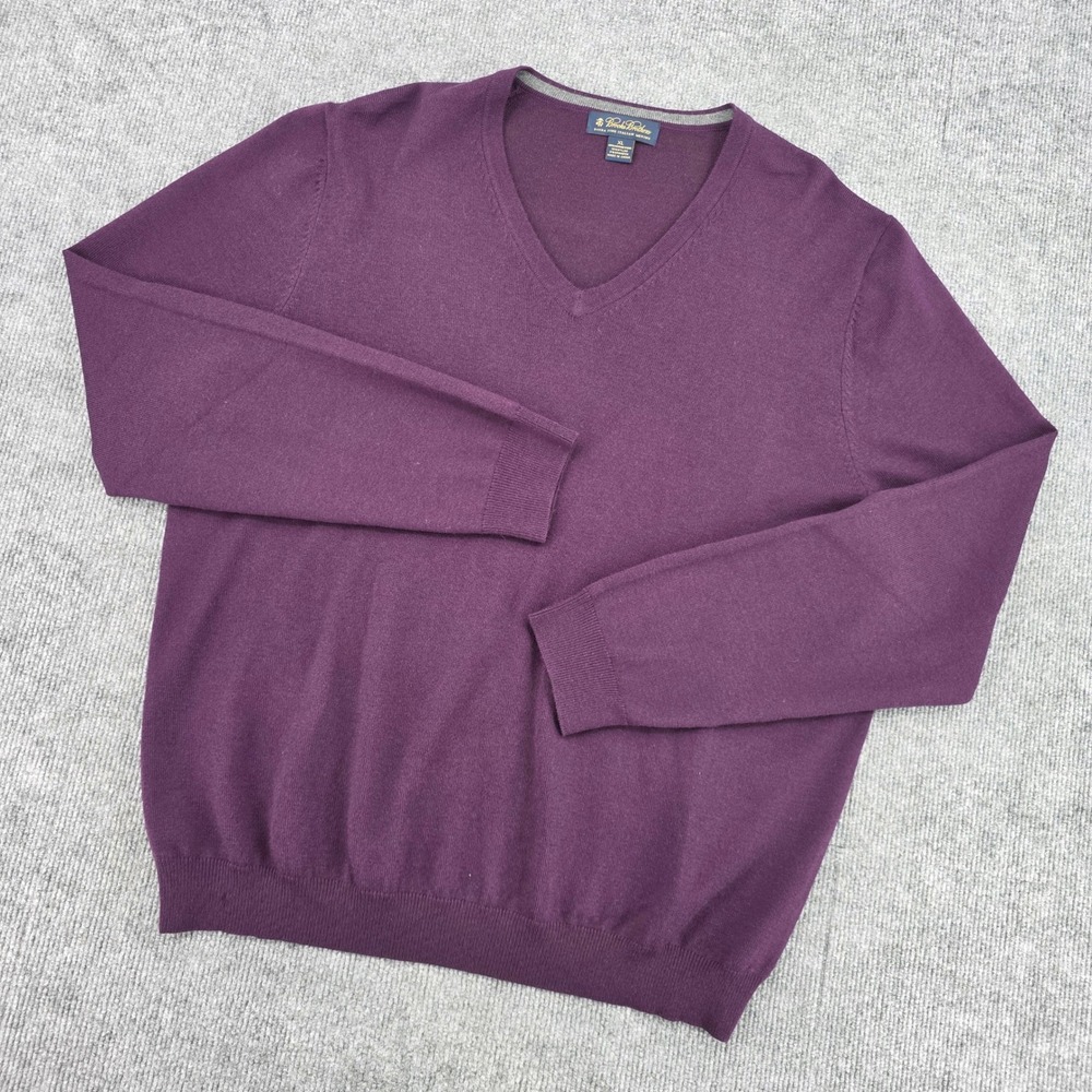 Brooks Brothers Mens XL Extra Fine Italian Merino Wool V-Neck Sweater Purple